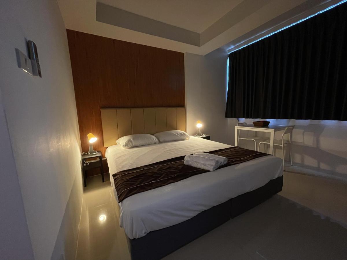 Kefir Phuket Hotel หาดกมลา ภายนอก รูปภาพ